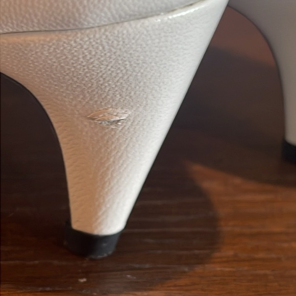 Isabel Marant White Pointed-Toe Ankle Boots, EU 38/US 8 - Picture 6 of 7